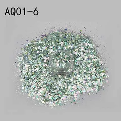 AQ01-6 Glitter Makeup Trends Tips and Tricks for a Glamorous Look